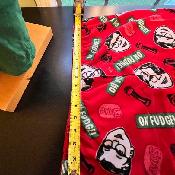 A Christmas Story “Oh Fudge” Pajama Set - Size Adult Large - Picture 7 of 12